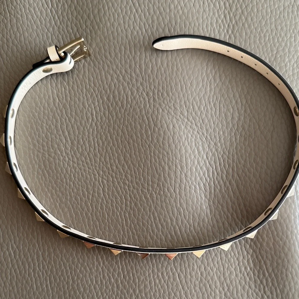 NIB VALENTINO Garavani Rockstud Leather Double wrap BRACELET w/gold Studs ITALY - Picture 11 of 14